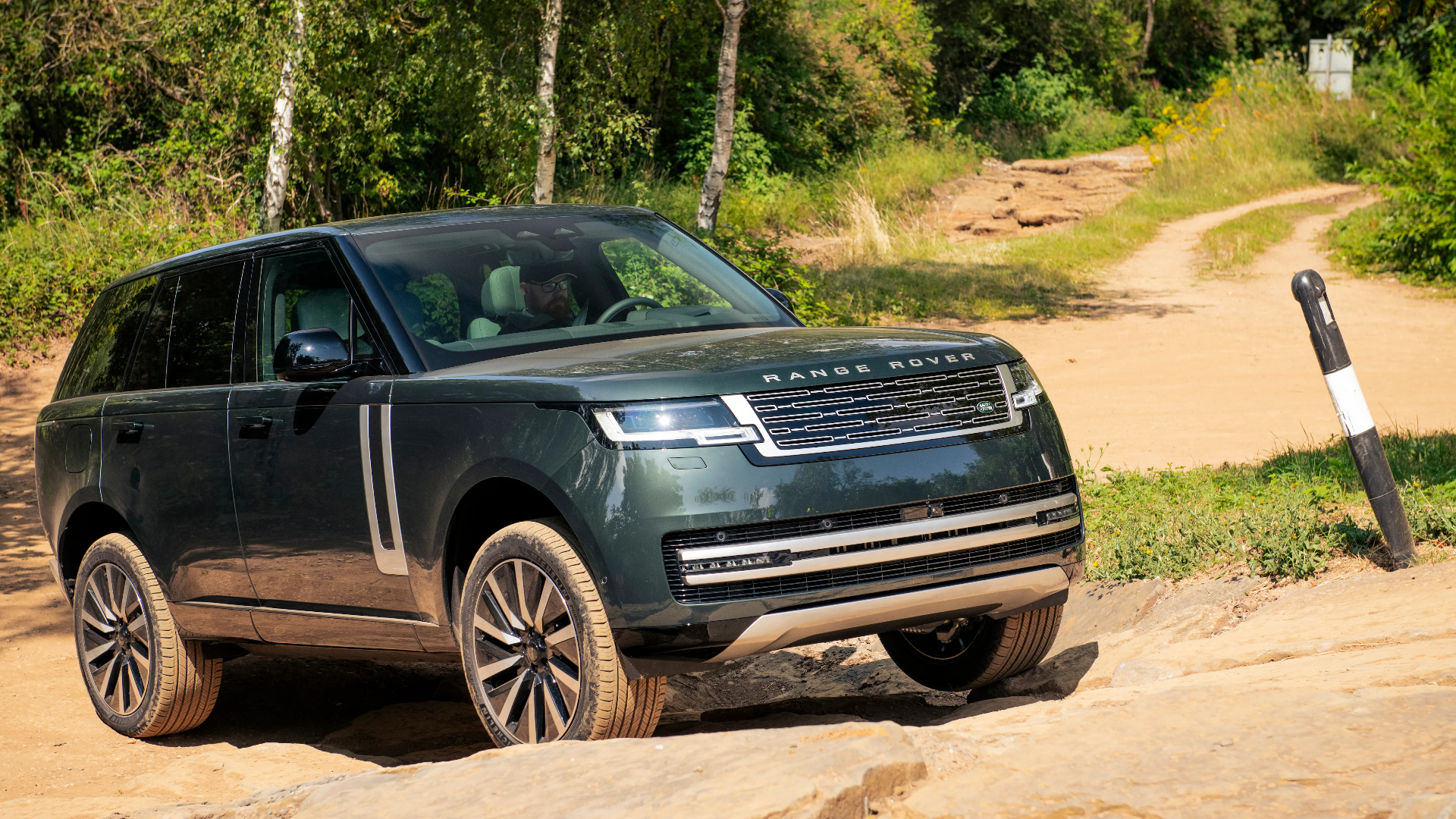 Automotive News Video | Land Rover's $138,000 Range Rover Electric