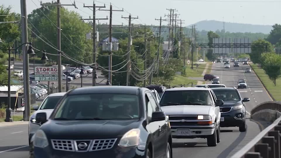 First Shift: U.S. imposes new tariffs on trucks and parts